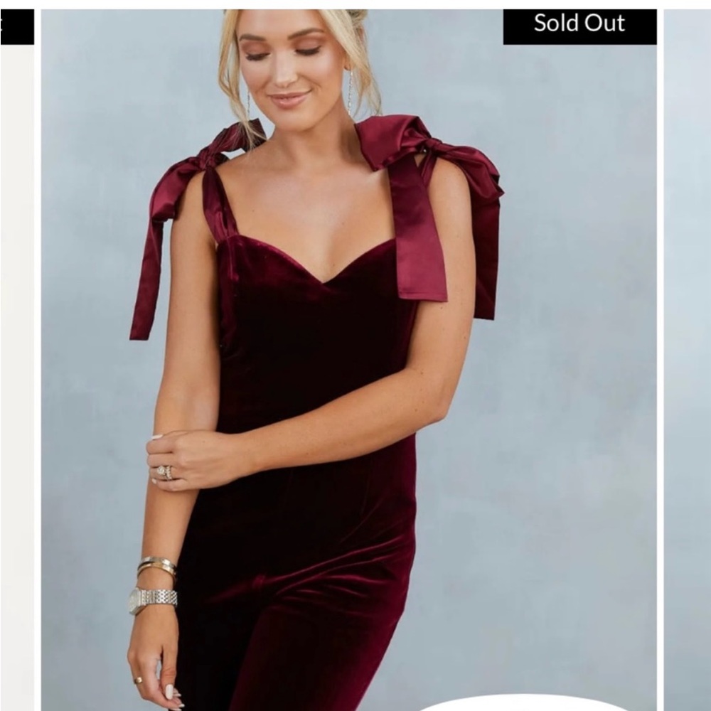 Vici x Emily Travis Burgundy Velvet shoulder tie jumpsuit - Picture 5 of 5